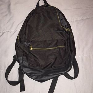 MOSSIMO Supply Co black backpack